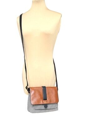 bag FOSSIL Kinley brown leather adjustable strap black white stripe fabric